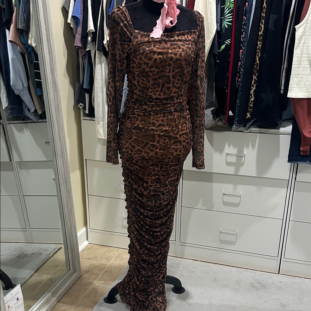 VENUS Brown Leopard Print Long Sleeve Ruched Maxi Dress